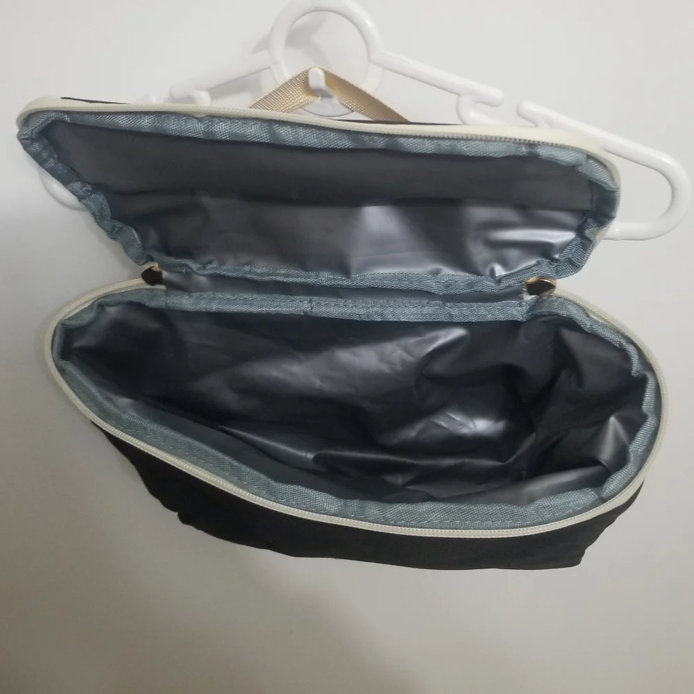 VGUC intricate laptop-friendly backpack w matching lunchbag - Picture 4 of 13